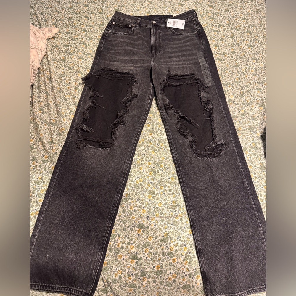 Black Distressed Jeans “Baggy Mom Jeans” Women’s Size 8